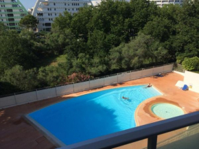 Appartement Climatisé à La Grande Motte - 2 Pièces Cabine, Piscine, Parking Privé - FR-1-790-26
